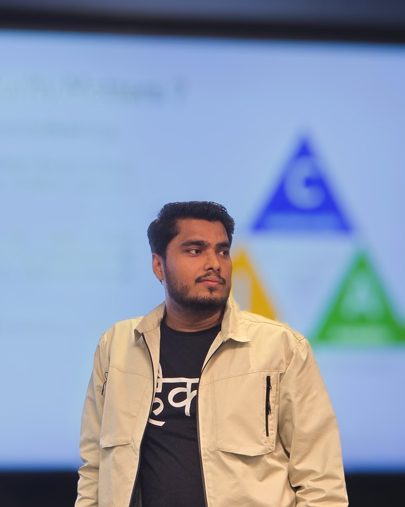 Akash presenting a security session